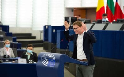 Hitzige Aussprache im Plenum über Ungarns Anti-LGBTIQ-Gesetz