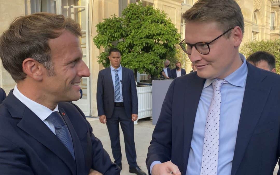 »FDP-Politiker aus Langenfeld trifft Emmanuel Macron«